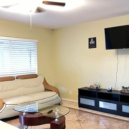 Grant'S Family Home, Sleeps 16 Guests Las Vegas Exteriér fotografie